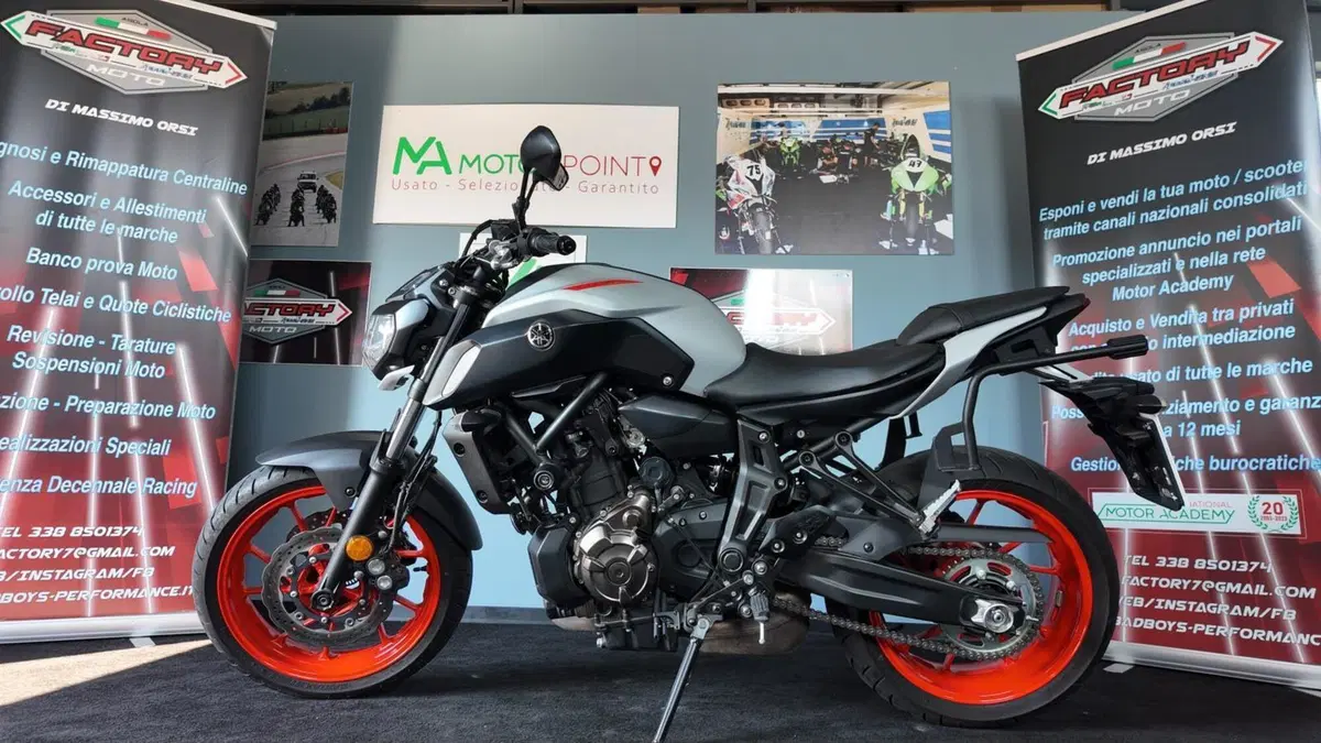 Yamaha MT-07 (2018 - 20) (2)