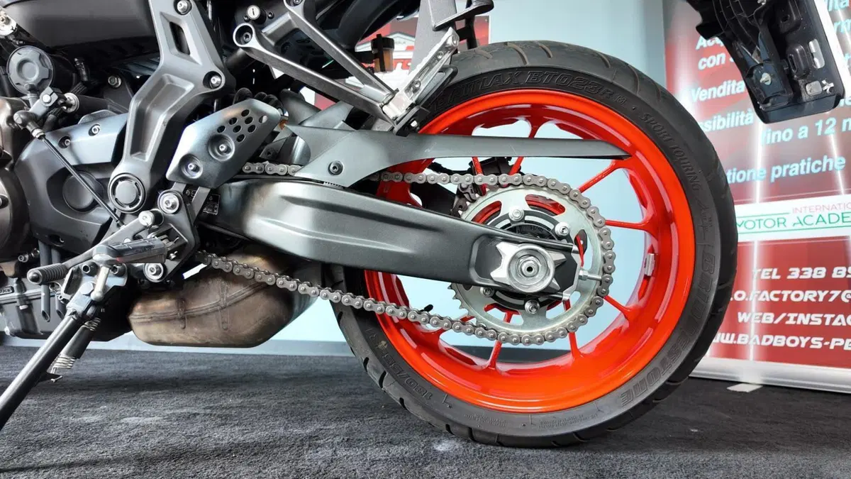 Yamaha MT-07 (2018 - 20) (3)