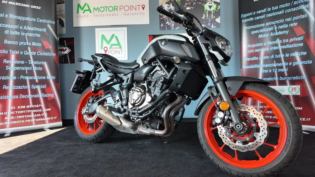 Yamaha MT-07 (2018 - 20) (10)