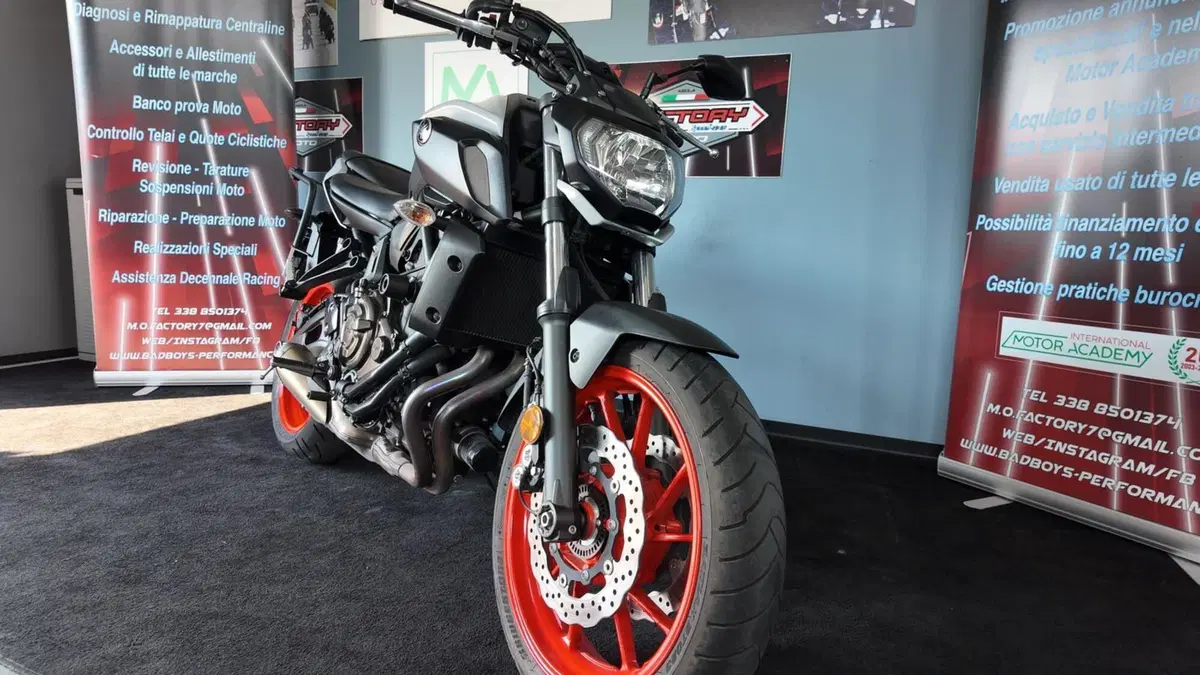 Yamaha MT-07 (2018 - 20) (11)