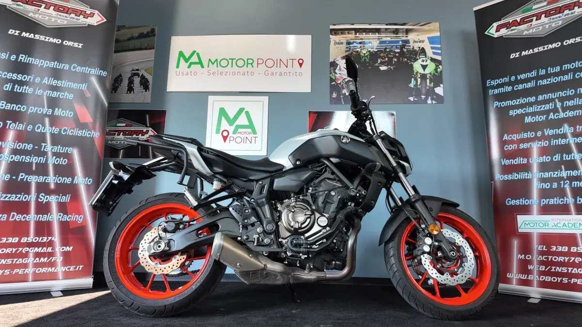 Yamaha MT-07 (2018 - 20) (12)