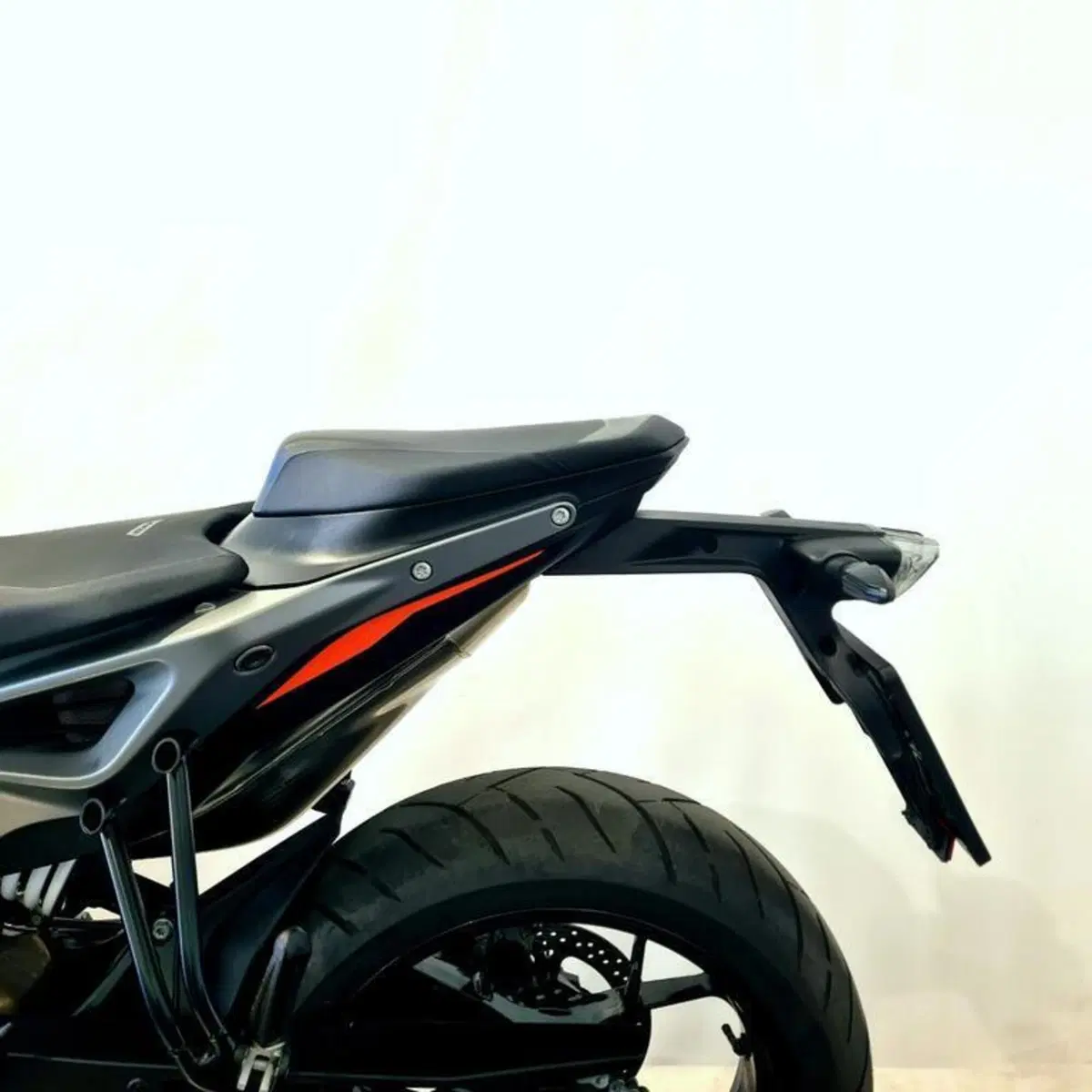 KTM 790 Duke L (2023 - 24) (13)