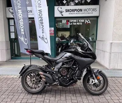 MV Agusta Turismo Veloce 800 Lusso SCS (2021 - 26) usata