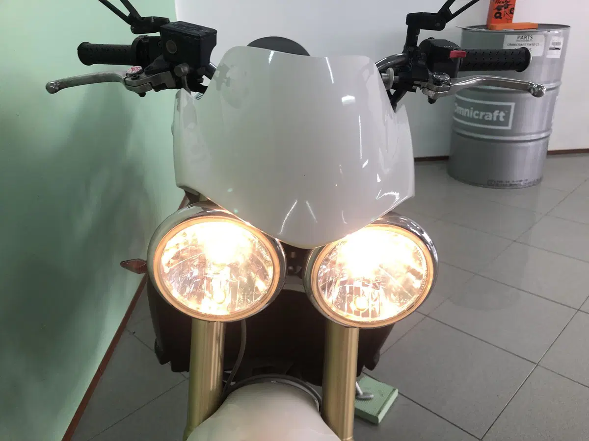 Triumph Street Triple (2007 - 12) (13)
