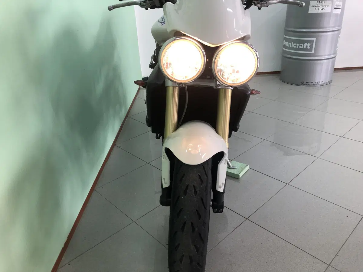 Triumph Street Triple (2007 - 12) (14)