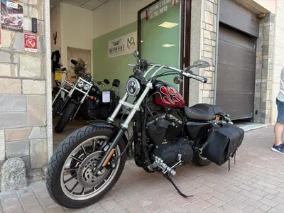 Harley-Davidson 883 R (2008 - 16) - XL 883R usata