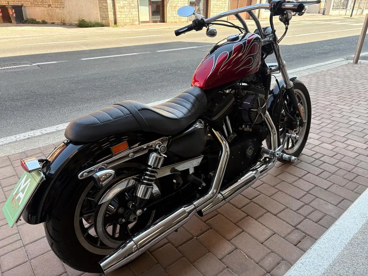 Harley-Davidson 883 R (2008 - 16) - XL 883R (2)