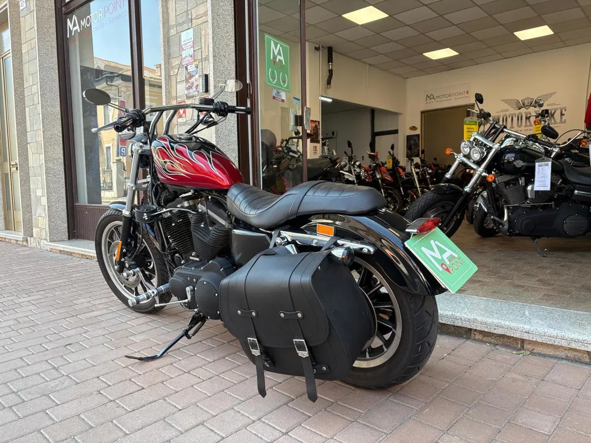 Harley-Davidson 883 R (2008 - 16) - XL 883R (6)