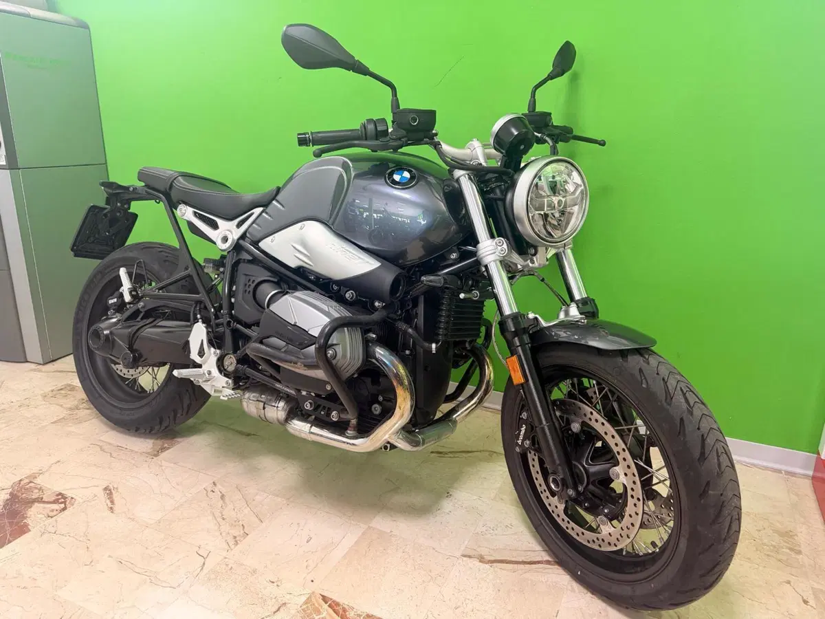 Bmw R nineT Pure (2021 - 24) (2)