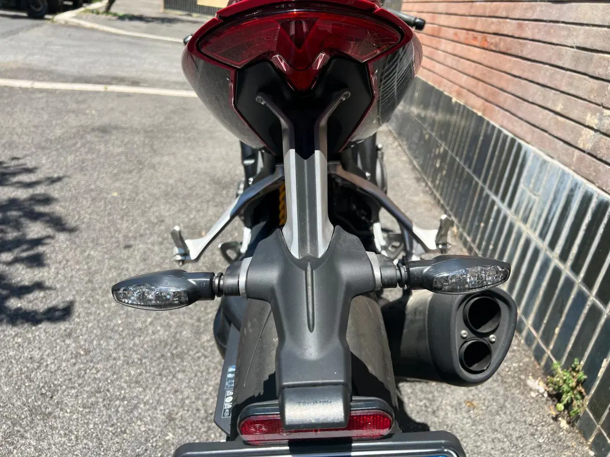 Triumph Speed Triple 1200 RR (2022 - 26) (7)