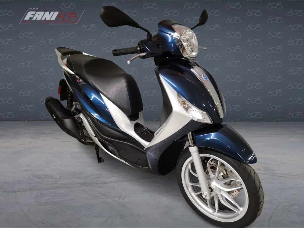 Piaggio Medley 150 ABS (2016 - 19) (2)