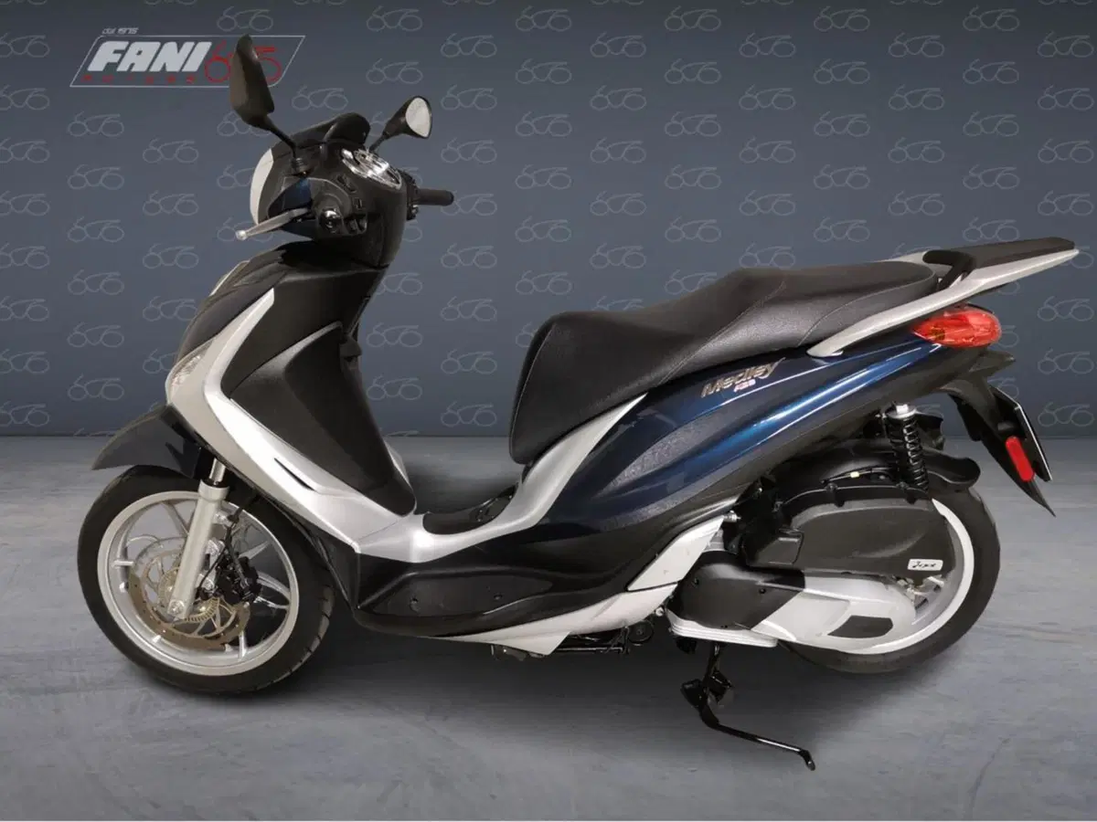 Piaggio Medley 150 ABS (2016 - 19) (3)