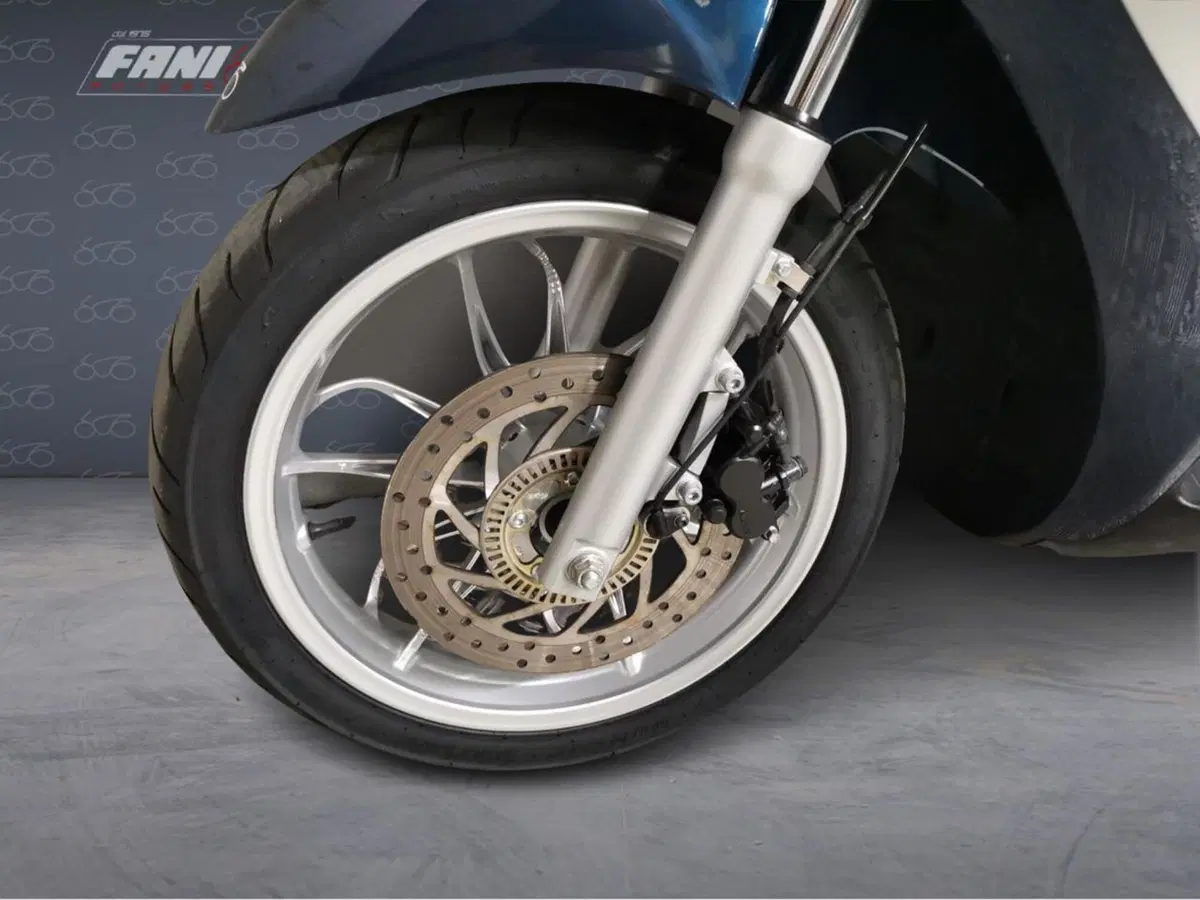 Piaggio Medley 150 ABS (2016 - 19) (6)