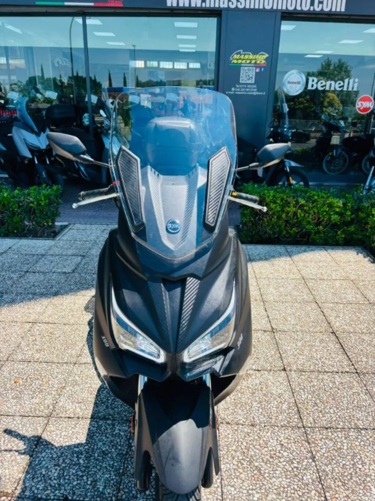 Sym Joymax 300 Z+ (2021 - 24) (2)
