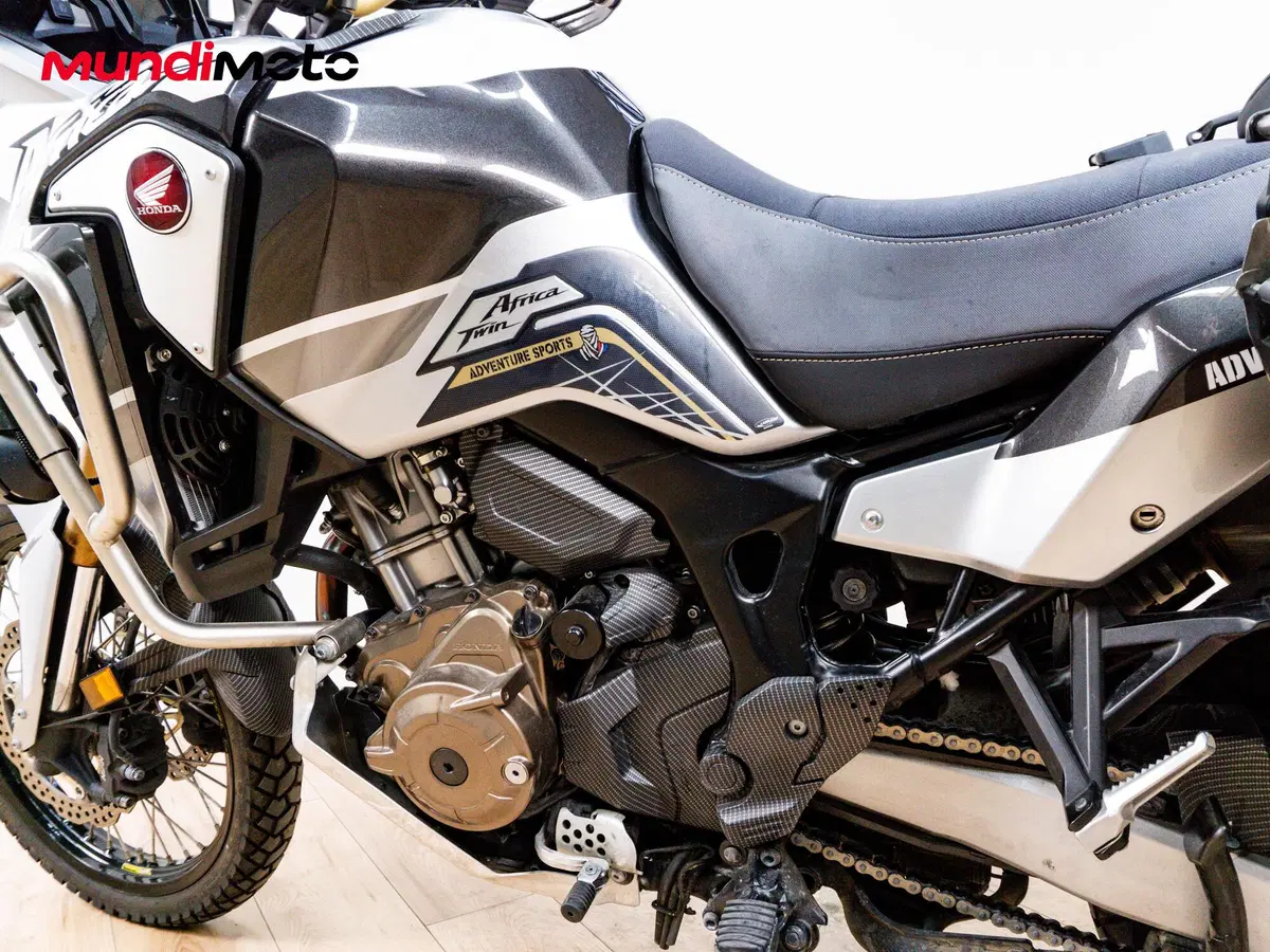 Honda Africa Twin CRF 1000L Adventure Sports DCT Travel Edition (2019) (10)