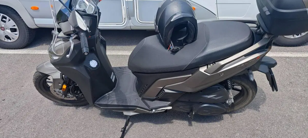 Kymco Agility 125 Carry (2021 - 25) (3)
