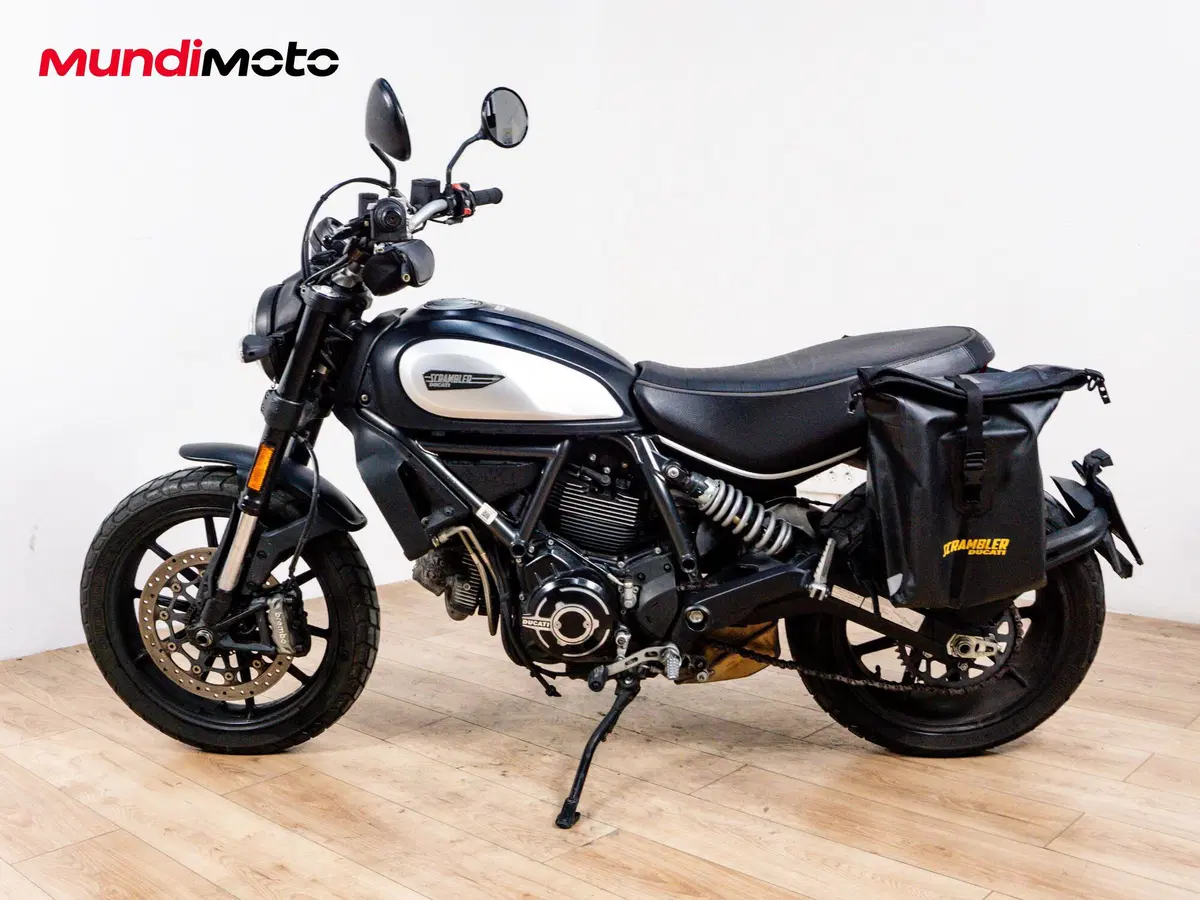 Ducati Scrambler 800 Icon Dark (2020) (5)