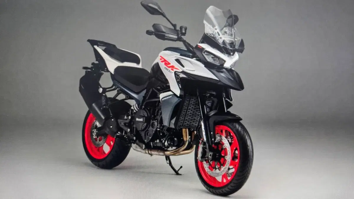 Benelli TRK 902 Stradale (2026) (3)