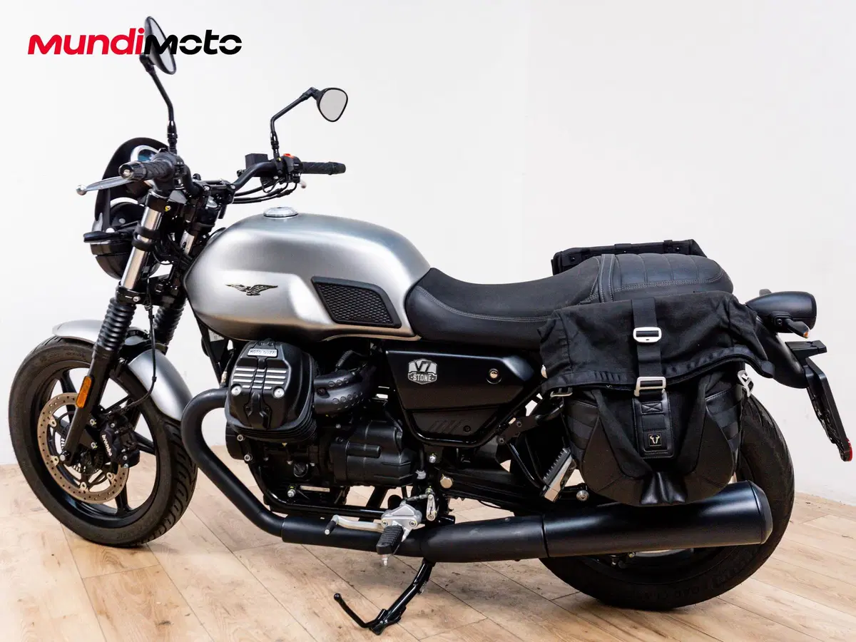 Moto Guzzi V7 850 Stone Special Abs (2021) (7)