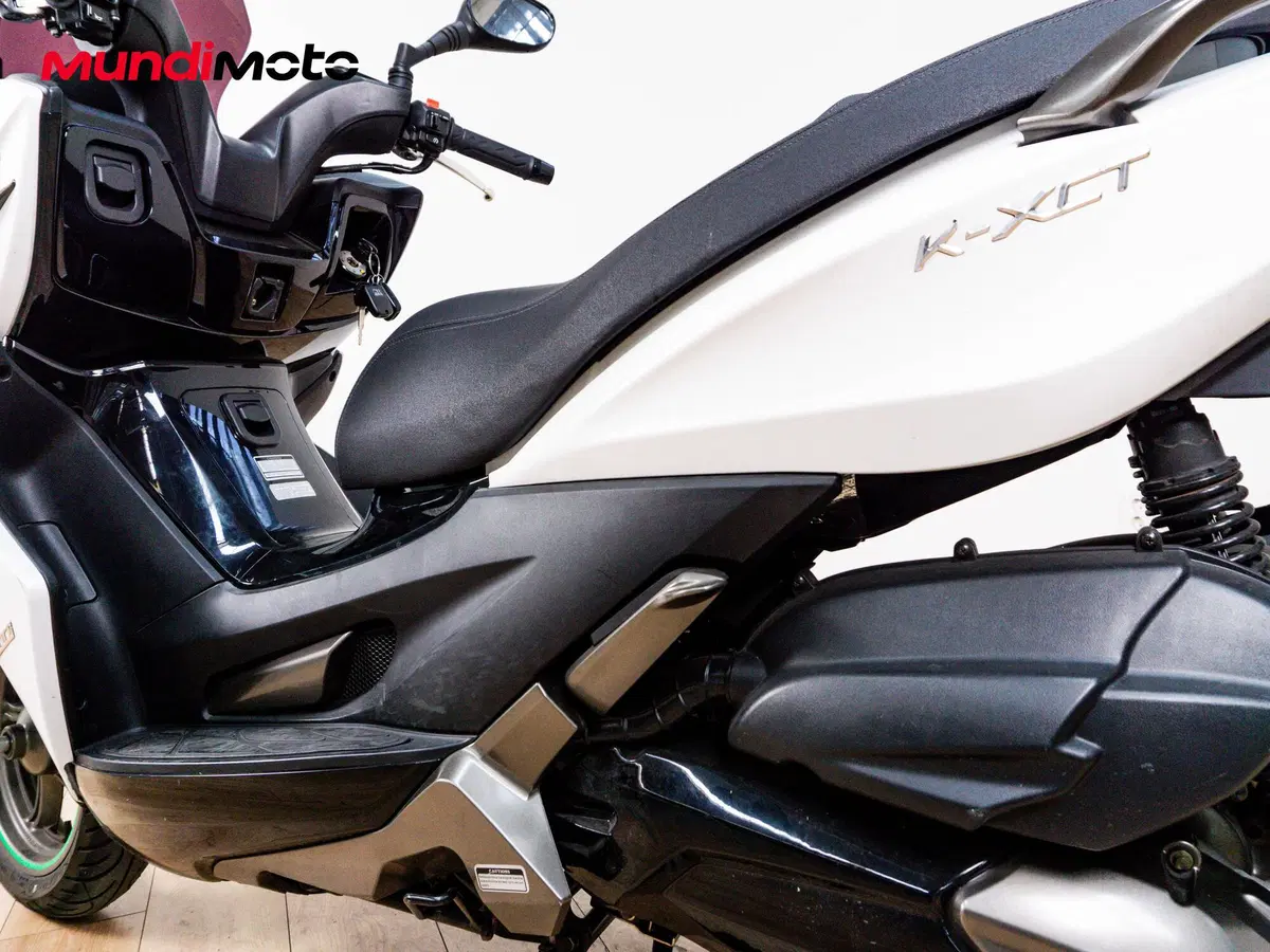 Kymco K-Xct 300i ABS (2012 - 17) (10)