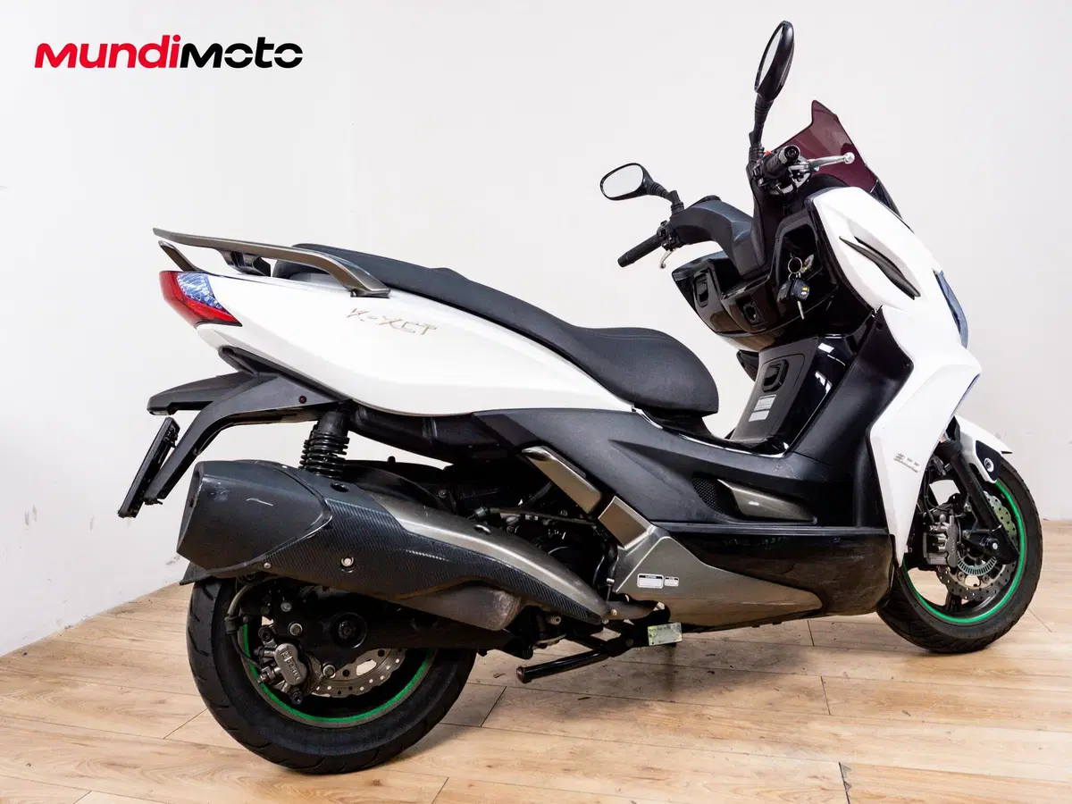 Kymco K-Xct 300i ABS (2012 - 17) (3)