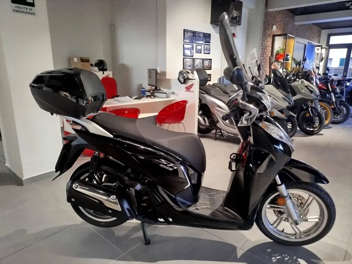 Honda SH 300 i ABS (2016 - 20)