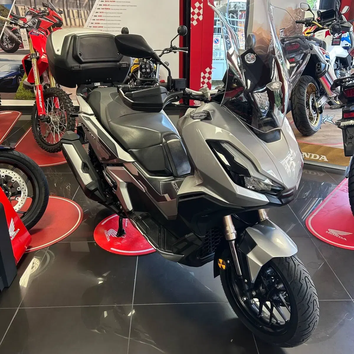 Honda ADV 350 (2022 - 24) (5)