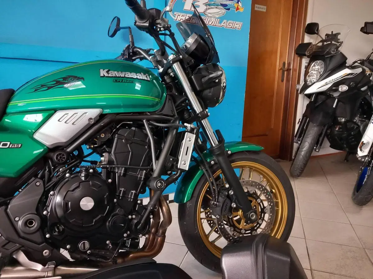 Kawasaki Z 650 RS (2022 - 24) (19)