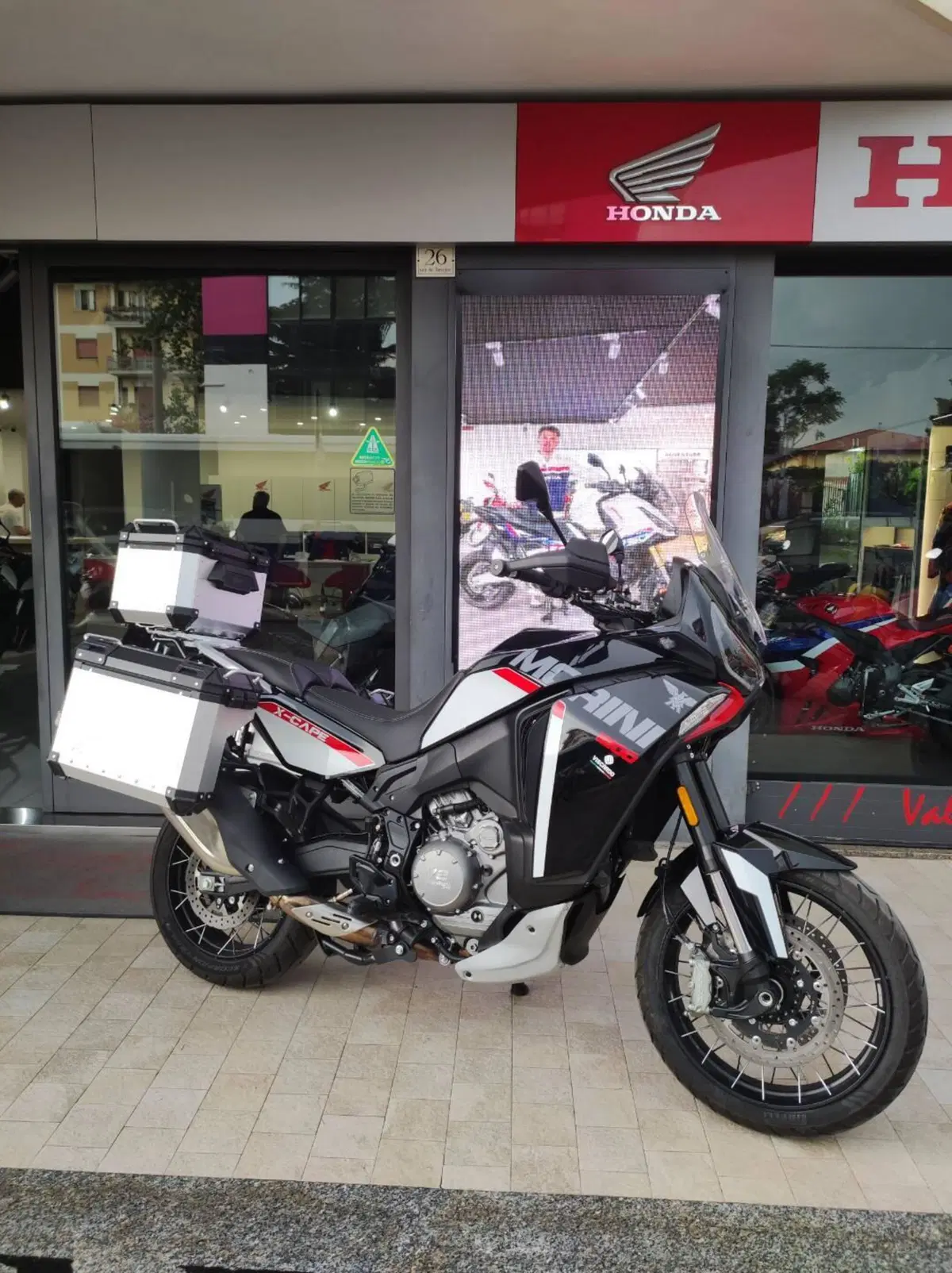Moto Morini X-Cape 1200 (2026) (2)