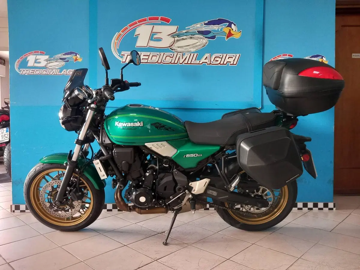 Kawasaki Z 650 RS (2022 - 24) (4)