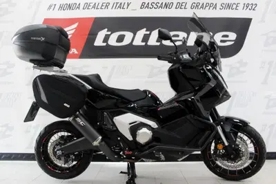 Honda X-ADV 750 (2025 - 26) usata
