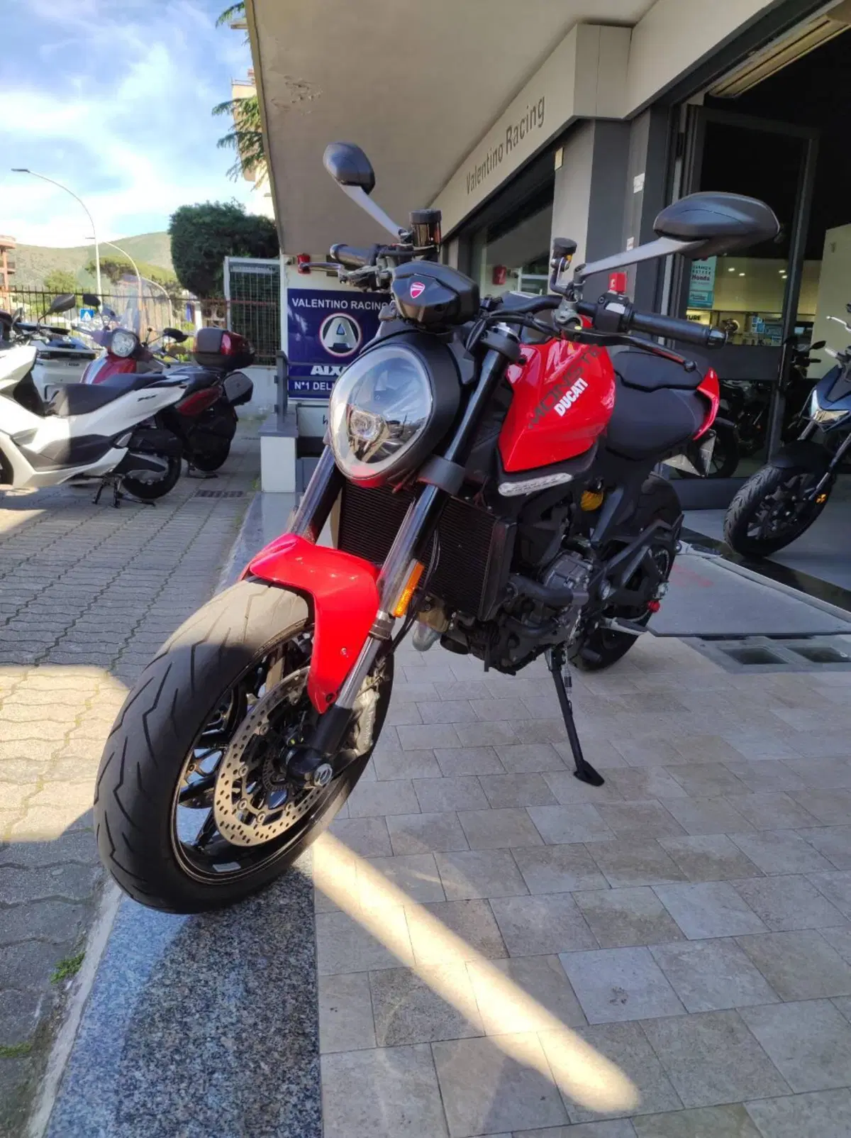 Ducati Monster 937 (2021 - 25) (5)