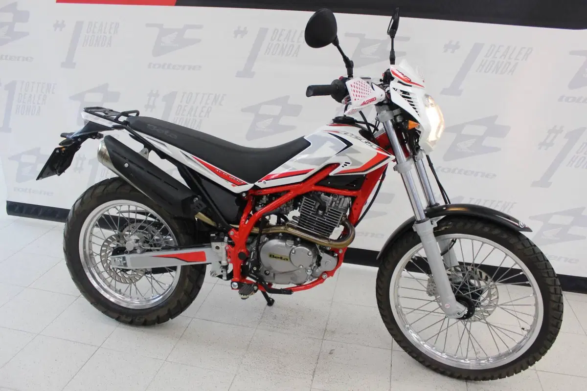 Betamotor Alp 200 (2021 - 25) (3)