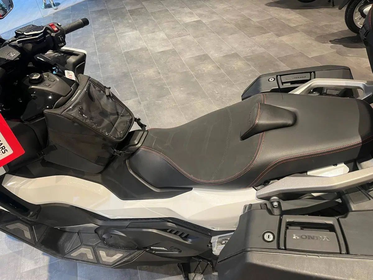 Honda Forza 750 (2025 - 26) (6)