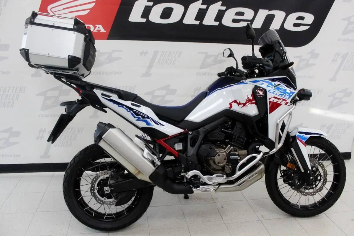 Honda Africa Twin CRF 1100L ES DCT (2024 - 26) (2)