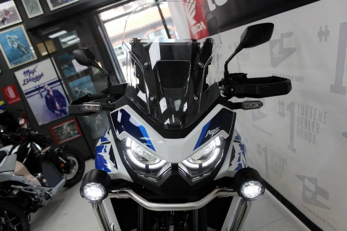 Honda Africa Twin CRF 1100L ES DCT (2024 - 26) (4)