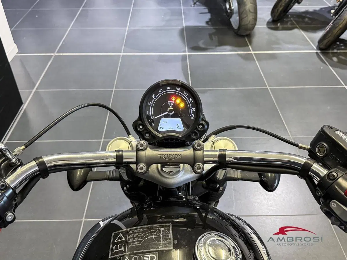 Triumph Bonneville Speedmaster 1200 (2021 - 25) (4)