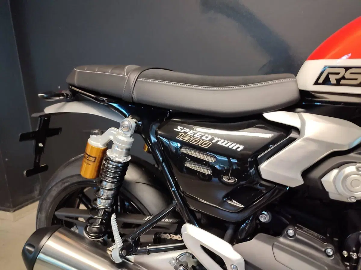 Triumph Speed Twin 1200 RS (2025 - 26) (7)