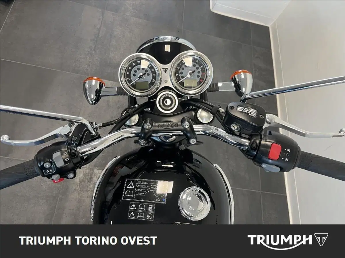 Triumph Bonneville T100 (2021 - 25) (7)