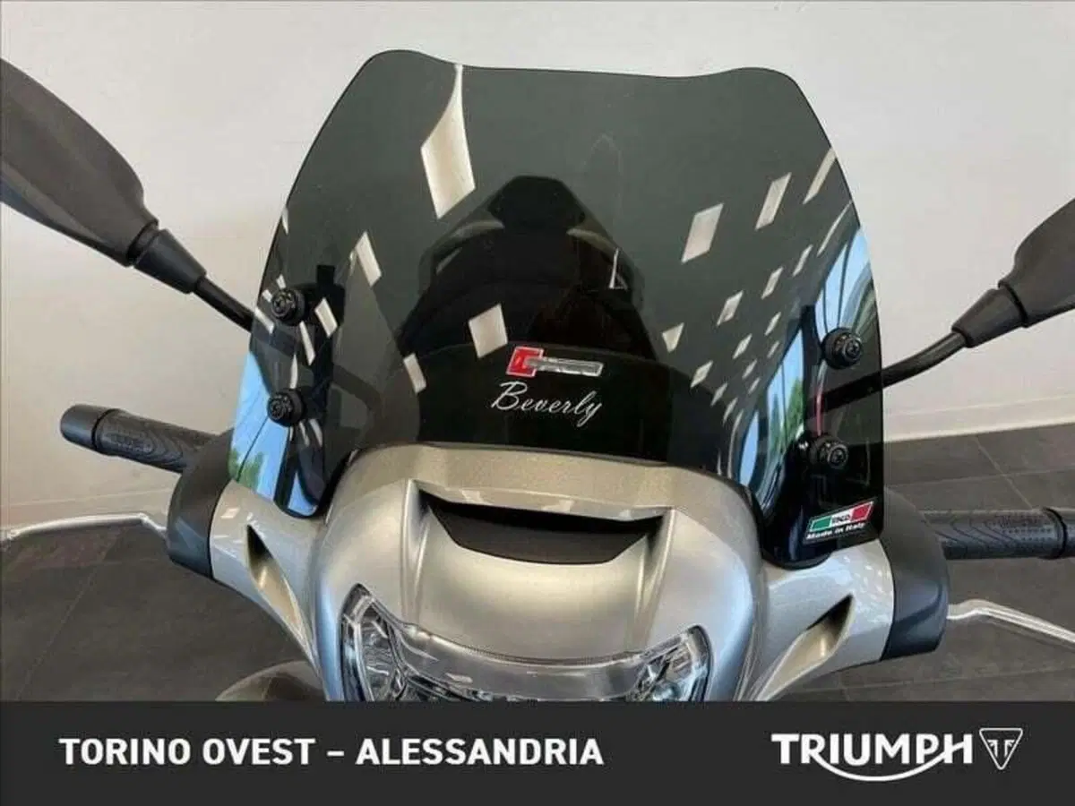 Piaggio Beverly 300 S ABS-ASR (2021 - 25) (9)