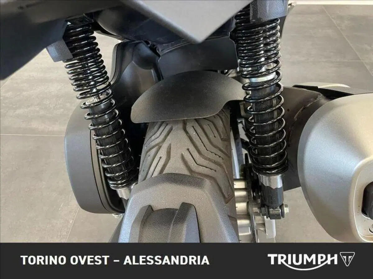 Piaggio Beverly 300 S ABS-ASR (2021 - 25) (6)