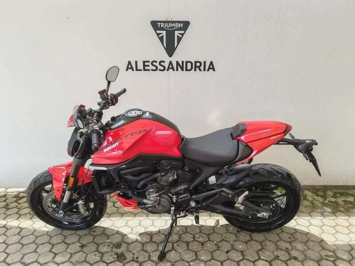 Ducati Monster 937 + (2021 - 25) (3)