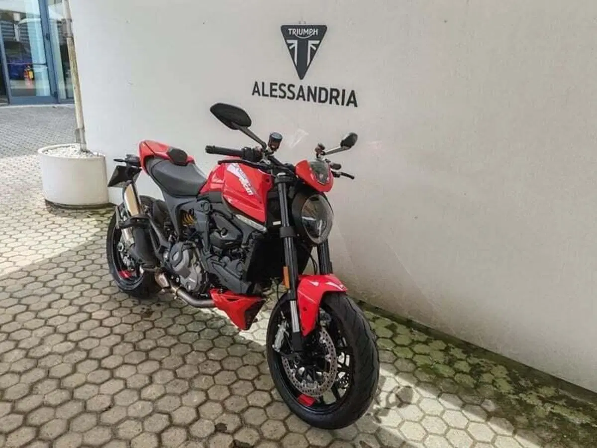 Ducati Monster 937 + (2021 - 25) (2)