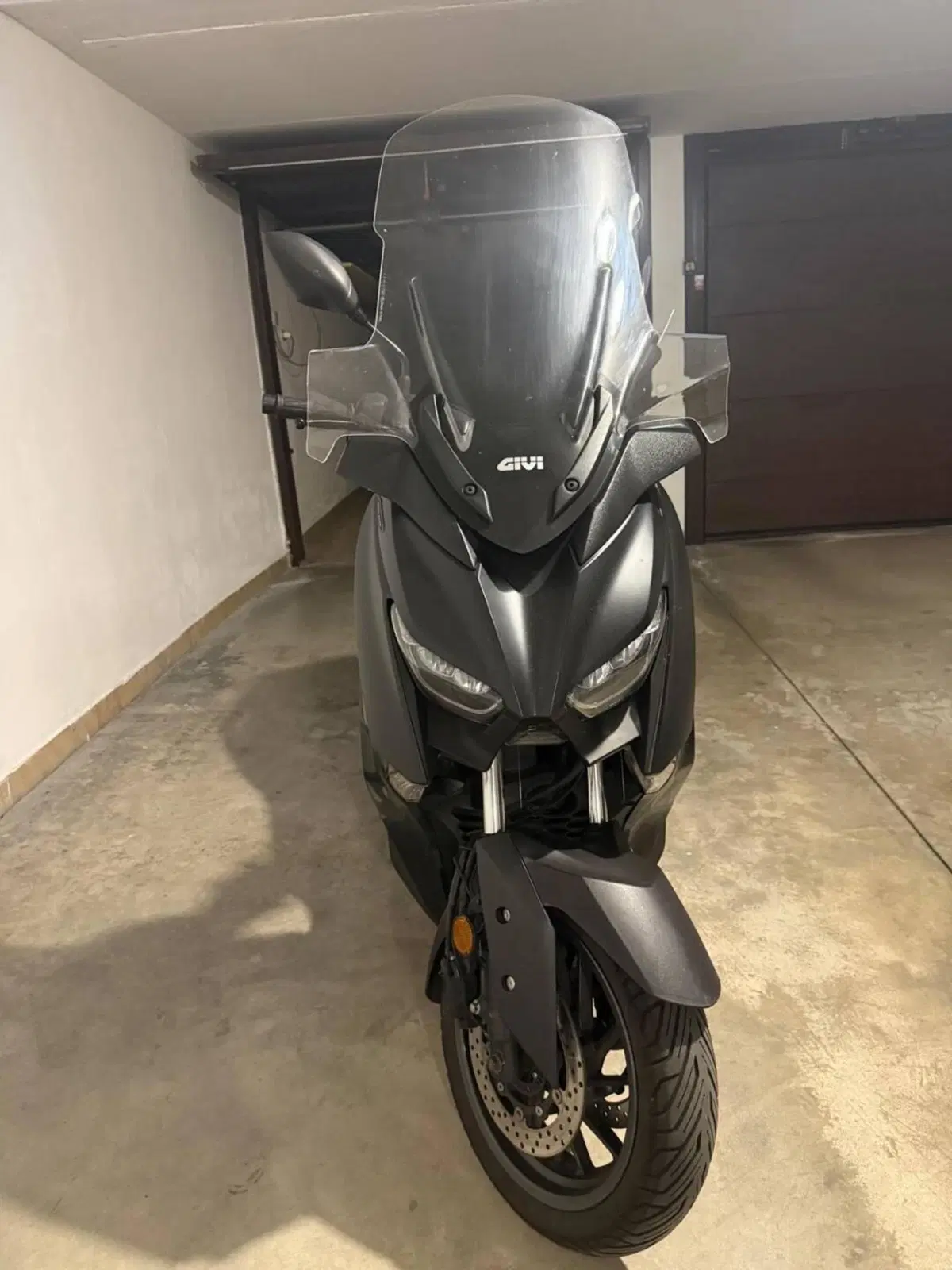 Yamaha X-Max 400 Iron Max (2019 - 20) (3)