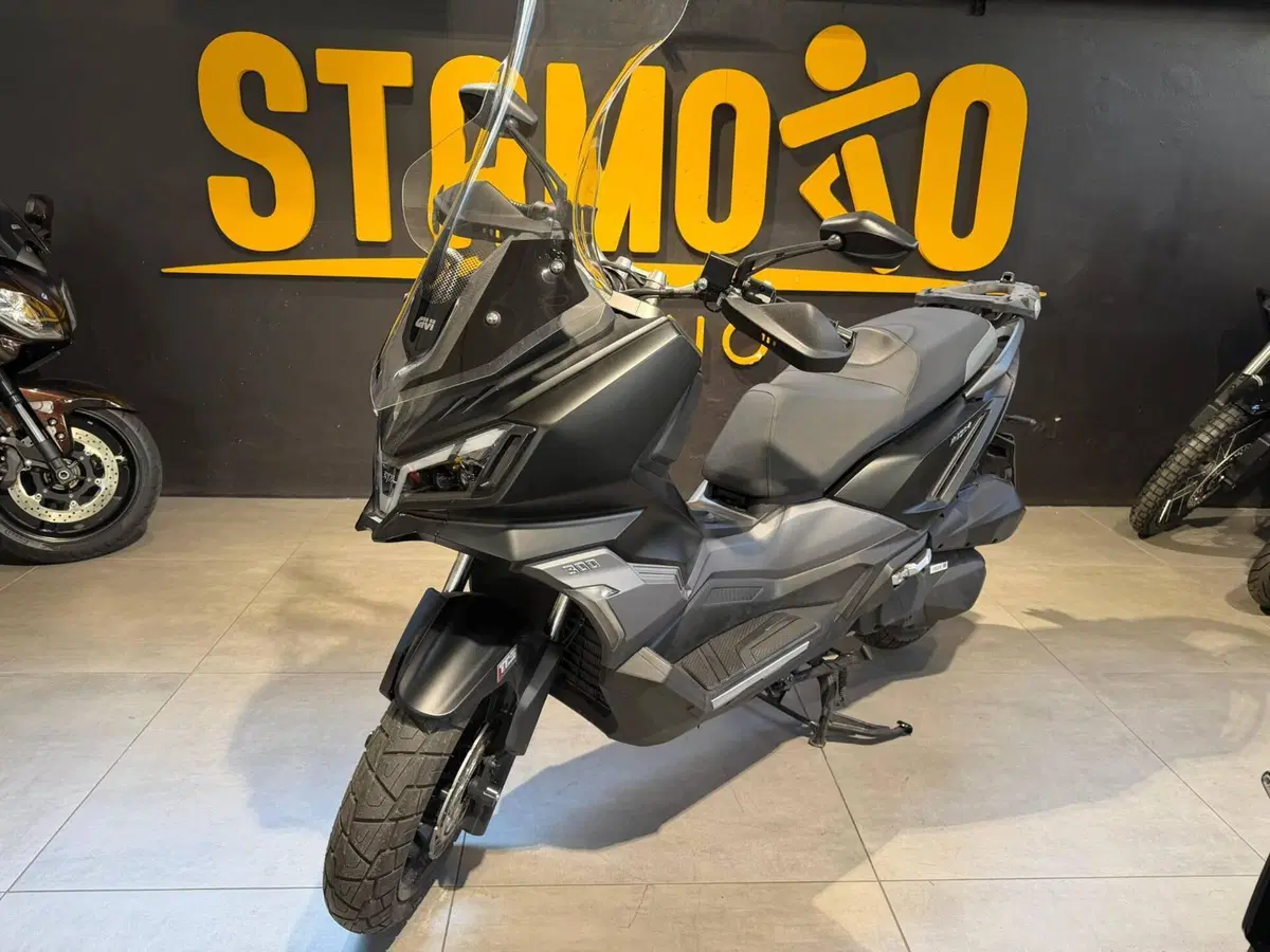 Sym ADX 300 (2024 - 26) (2)