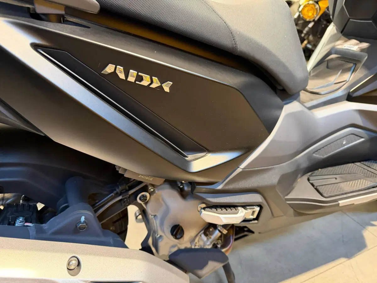 Sym ADX 300 (2024 - 26) (8)