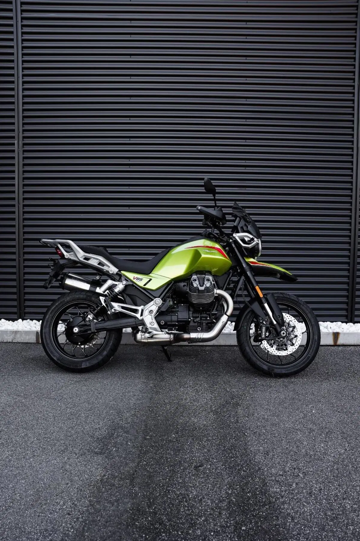 Moto Guzzi V85 Strada (2024 - 26)