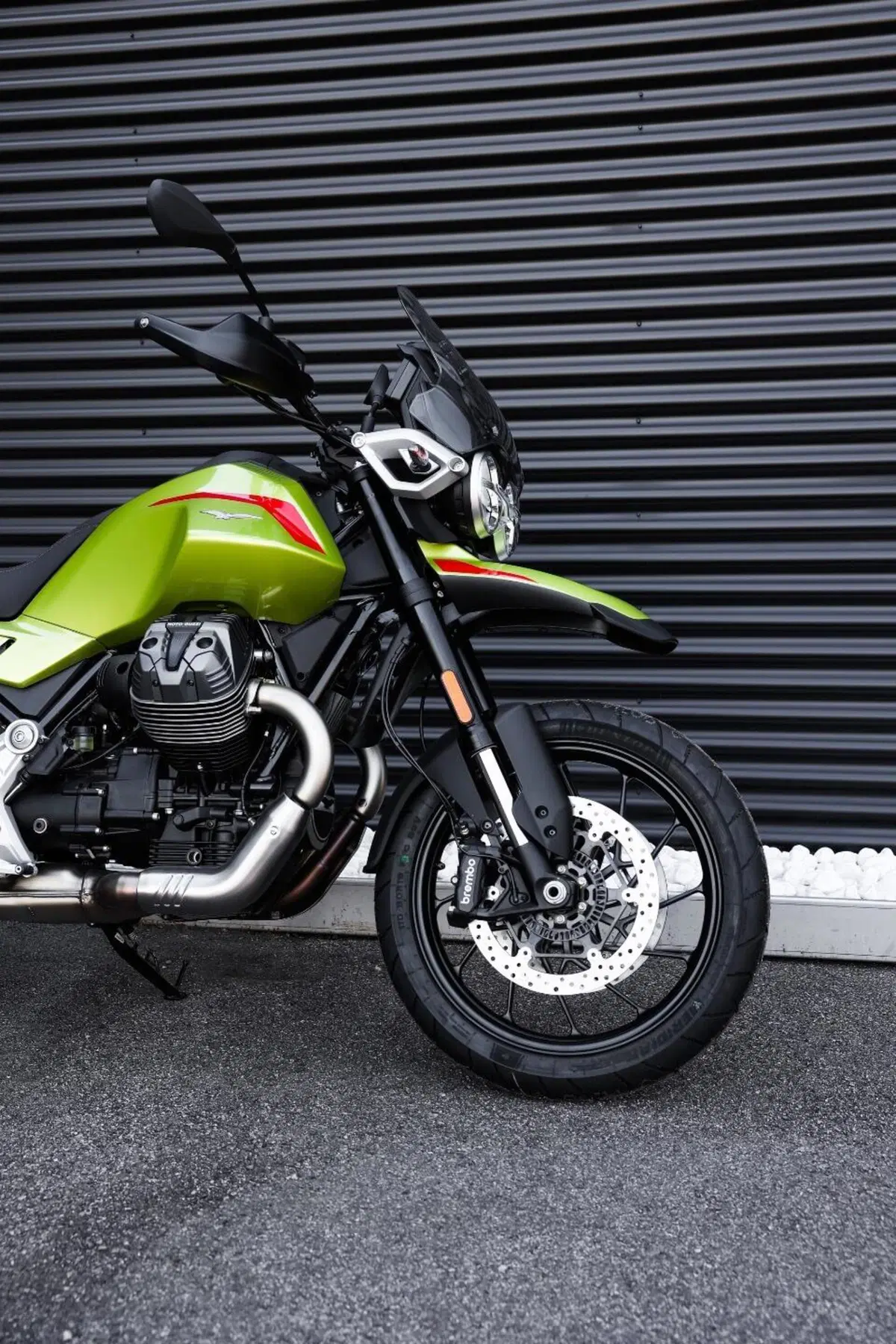 Moto Guzzi V85 Strada (2024 - 26) (7)