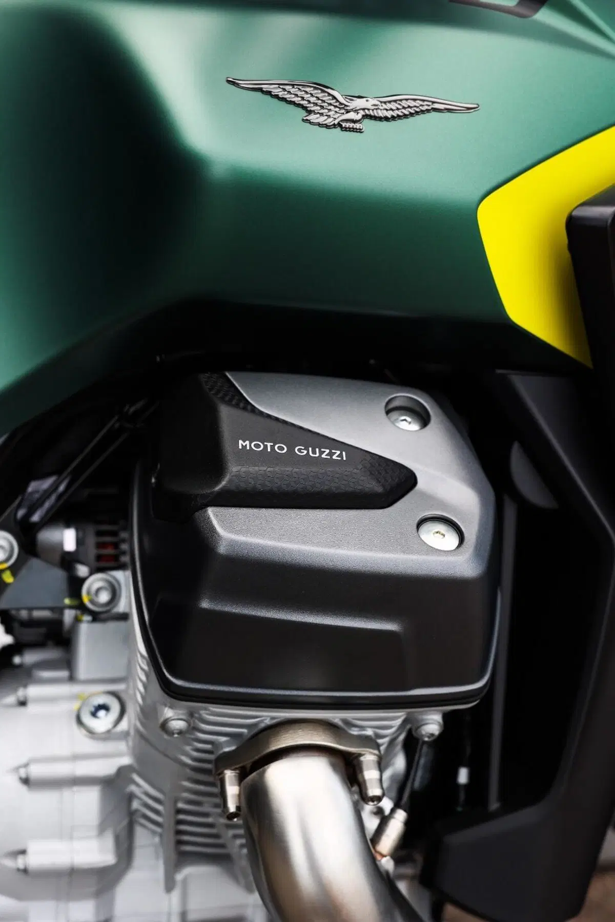 Moto Guzzi Stelvio (2024 - 26) (8)
