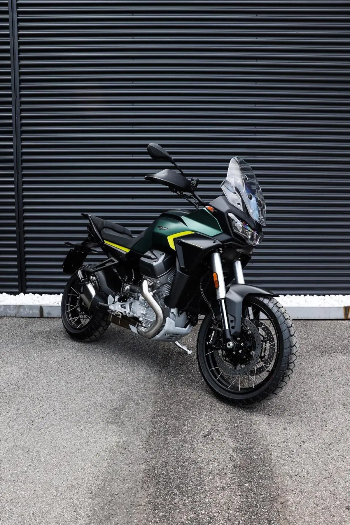 Moto Guzzi Stelvio (2024 - 26) (2)